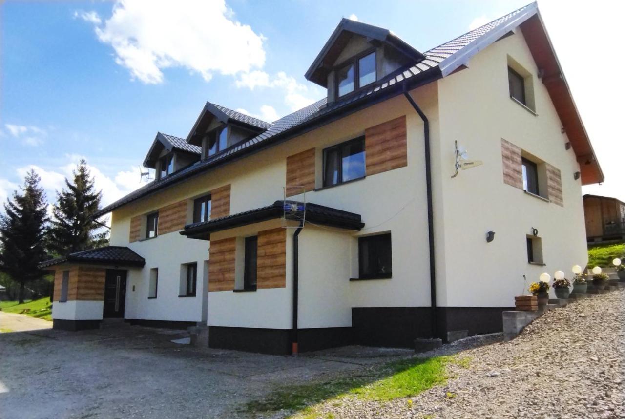 Farm stay Goscinne U Olguni Chyrowa